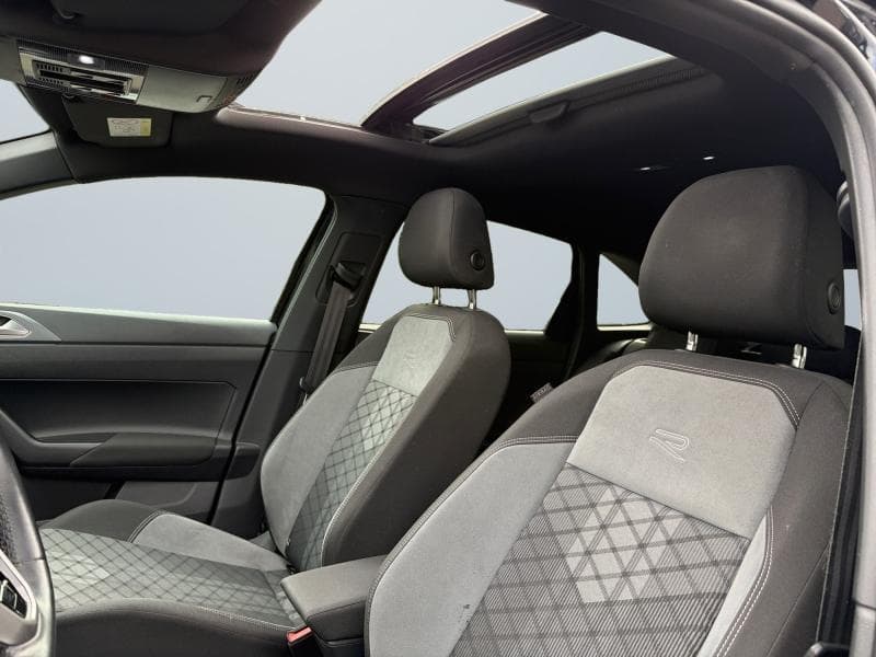 Volkswagen Taigo R-Line | 1.0 TSI 110cv | Beats Audio | Caméra | Toit ouvrant | - 12