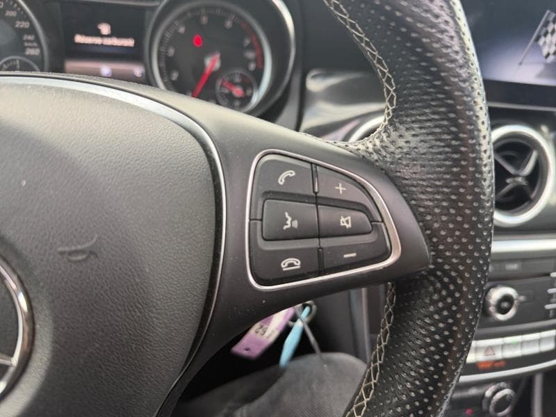 Mercedes-Benz CLA 180 CLA 180 | 1.6 122cv | GPS | Toit ouvrant | Caméra | Clim | Capteurs Ar - 19