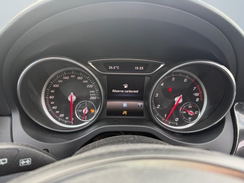 Mercedes-Benz CLA 180 CLA 180 | 1.6 122cv | GPS | Toit ouvrant | Caméra | Clim | Capteurs Ar - 14