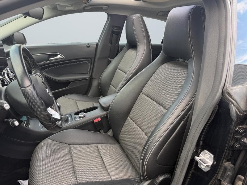 Mercedes-Benz CLA 180 CLA 180 | 1.6 122cv | GPS | Toit ouvrant | Caméra | Clim | Capteurs Ar - 11