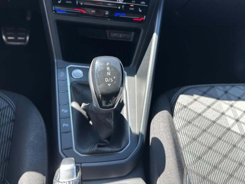 Volkswagen Taigo R-Line | 1.0 TSI 110cv | Carplay | Caméra | GPS | Sièges Av chauffants - 25
