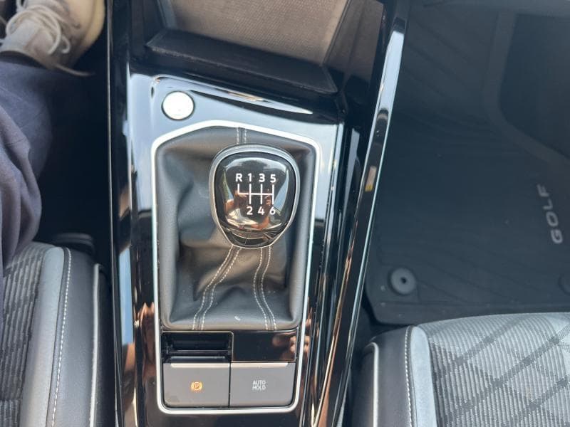 Volkswagen Golf R-Line | 2.0 TDI 150cv | Carplay | Caméra | GPS | Sièges Av chauffants - 25