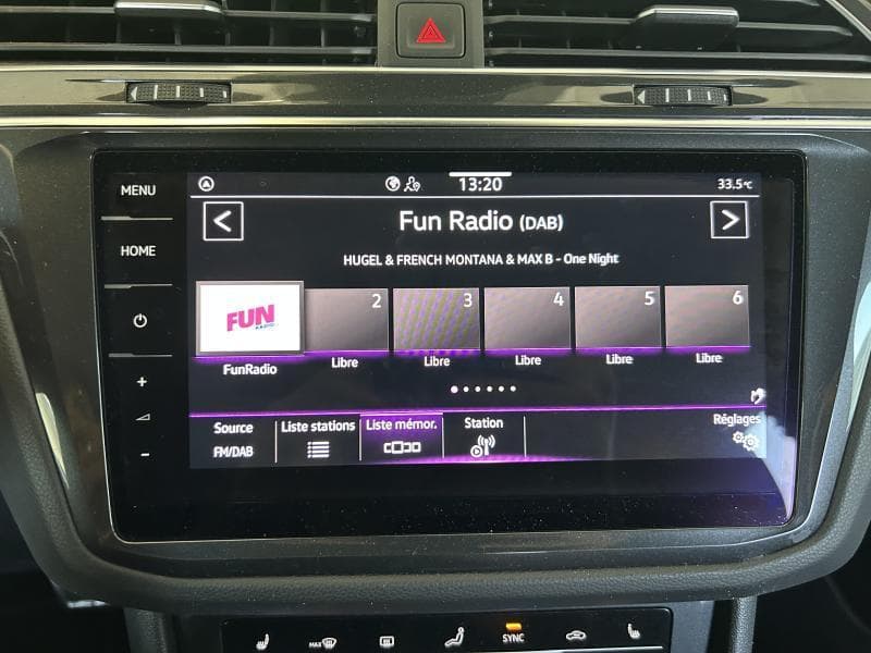 Volkswagen Tiguan R-Line | 1.5 TSI 150 CV | Carplay | Toit ouvrant et pano |  Camera 360 | GPS - 23