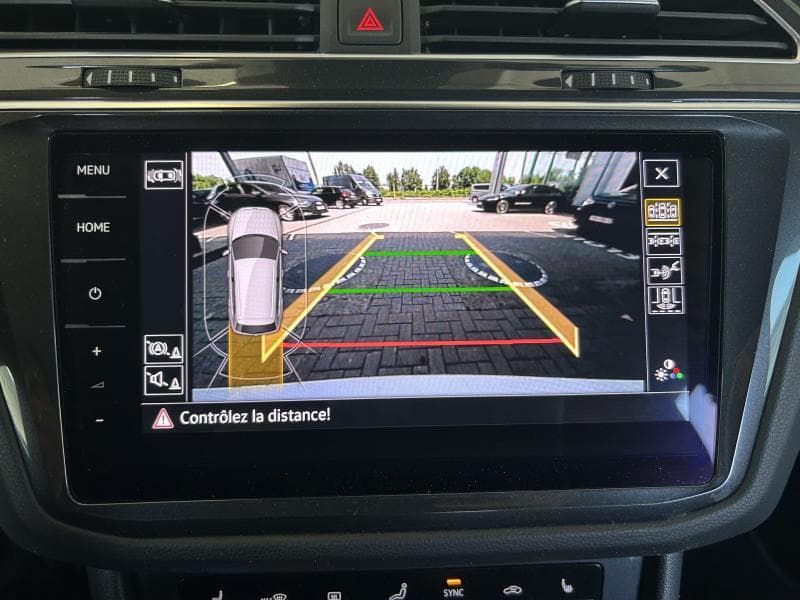 Volkswagen Tiguan R-Line | 1.5 TSI 150 CV | Carplay | Toit ouvrant et pano |  Camera 360 | GPS - 18