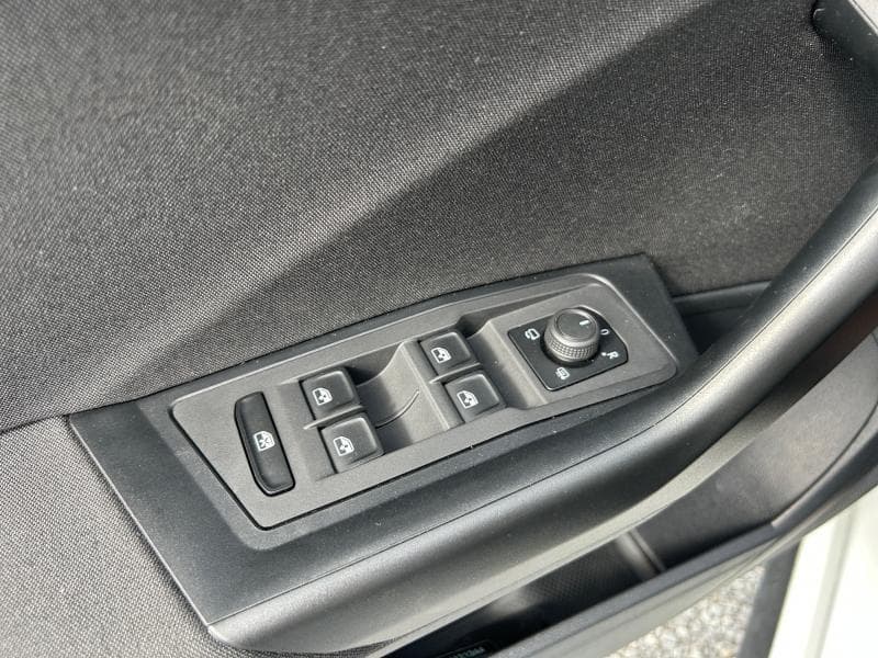 Volkswagen T-Roc Life | 1.0 TSI 110cv | Carplay | Capteurs Av/Ar | Virtual Cockpit | Clim - 29