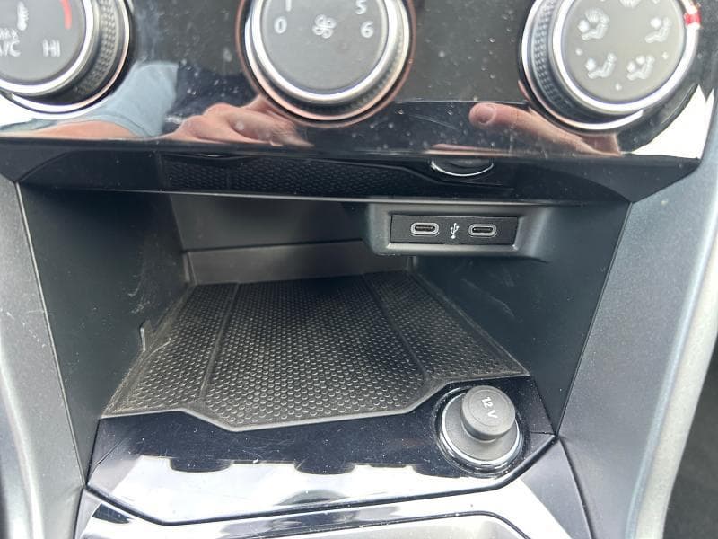 Volkswagen T-Roc Life | 1.0 TSI 110cv | Carplay | Capteurs Av/Ar | Virtual Cockpit | Clim - 21