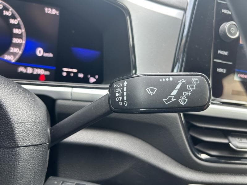 Volkswagen T-Roc Life | 1.0 TSI 110cv | Carplay | Capteurs Av/Ar | Virtual Cockpit | Clim - 27