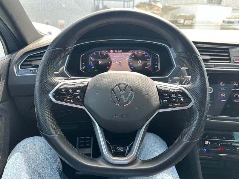 Volkswagen Tiguan R-Line | 1.5 150Cv | Boite auto | GPS | Caméra | Toit pano | Attelage| - 13
