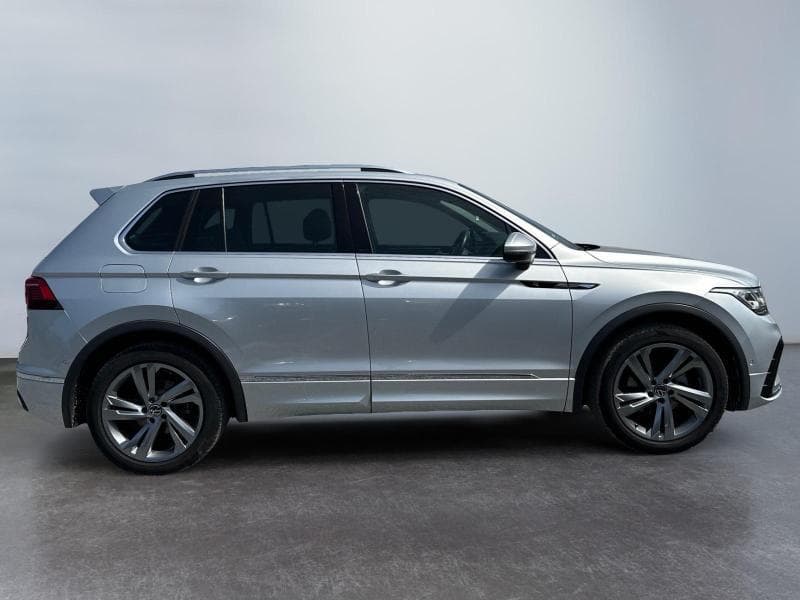 Volkswagen Tiguan R-Line | 1.5 150Cv | Boite auto | GPS | Caméra | Toit pano | Attelage| - 8