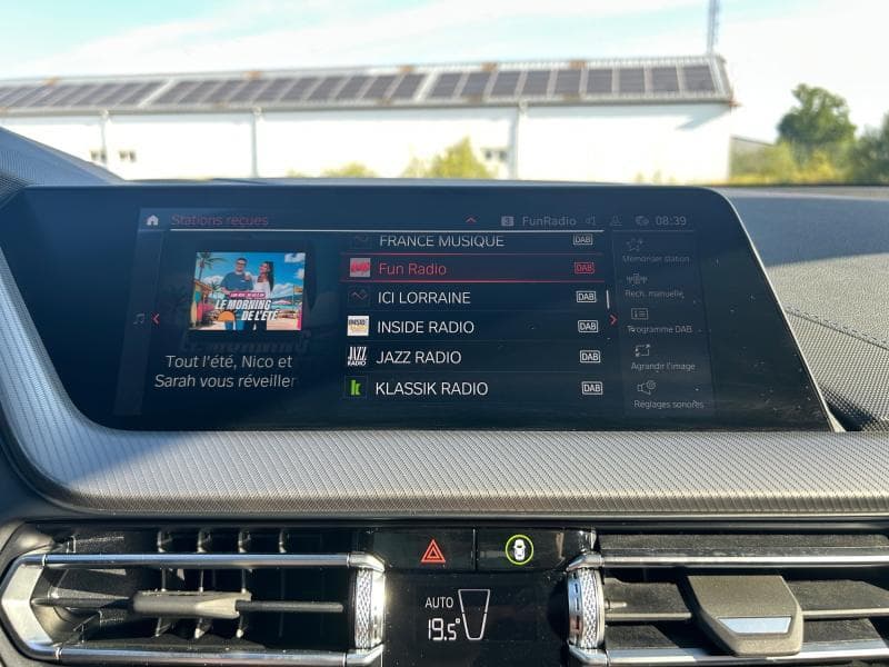 BMW Serie 2 218 Pack M | 2.0 TDI 136Cv | Carplay | toit ouvrant pano | GPS | Virtual Cockpit - 17