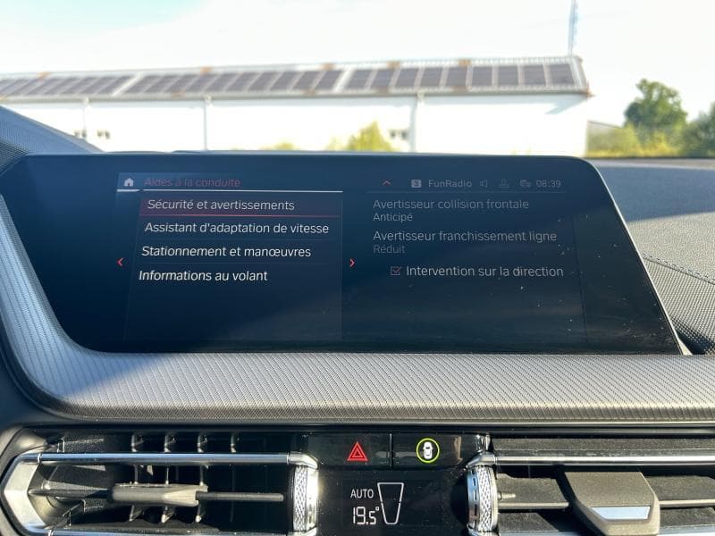 BMW Serie 2 218 Pack M | 2.0 TDI 136Cv | Carplay | toit ouvrant pano | GPS | Virtual Cockpit - 19