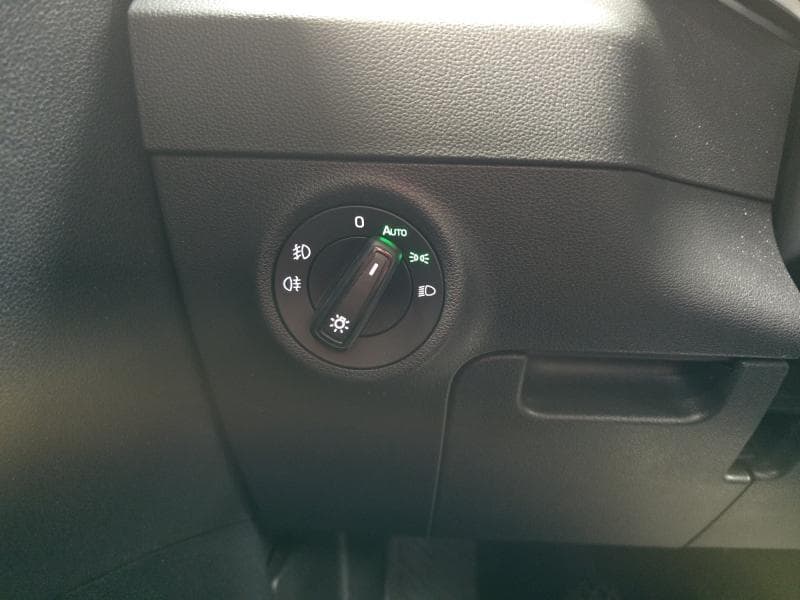 Skoda Karoq Ambition | 1.0 TSi 110cv | Carplay | Camera | Sieges Chauff | Volant Chauff - 25
