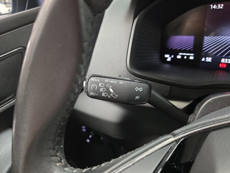 Skoda Karoq Ambition | 1.0 TSi 110cv | Carplay | Camera | Sieges Chauff | Volant Chauff - 15