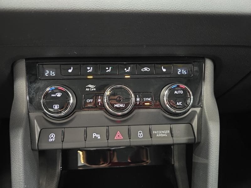 Skoda Karoq Ambition | 1.0 TSi 110cv | Carplay | Camera | Sieges Chauff | Volant Chauff - 26