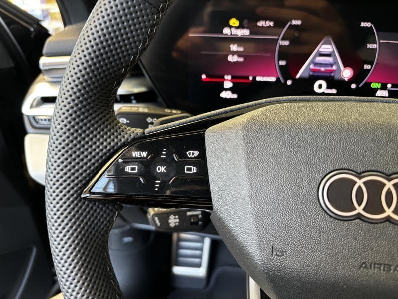 Audi A6 S-Line | 2.0 TDI 204cv | Quattro | GPS | Carplay | Pneumatique | Caméra 360 | Clim auto | Sièges AV chauffants | Led Matrix | Virtual Cockpit | Attelage | Toit pano | Cuir - 12