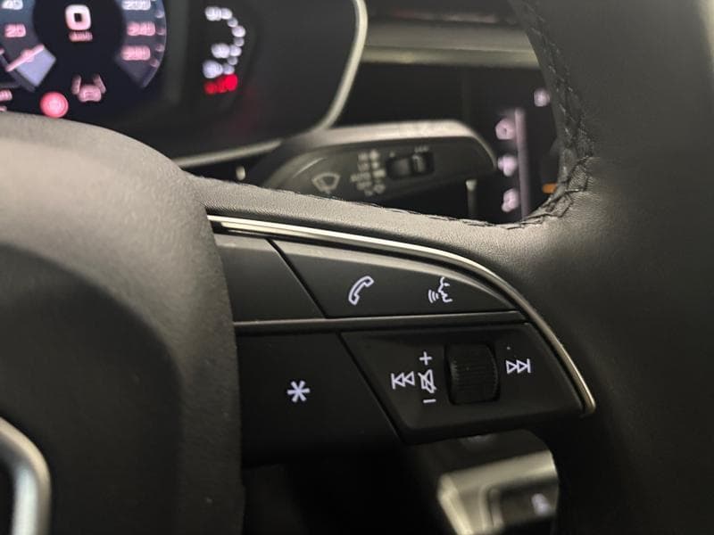 Audi Q3 Advanced | 1.5 TFSI 150 CV | Carplay | GPS | Keyless | Garantie = 03/30 - 23