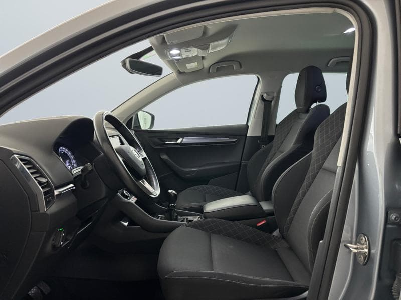 Skoda Karoq Ambition | 1.0 TSI 115 CV | GPS | Caméra | Clim auto | Attelage - 10