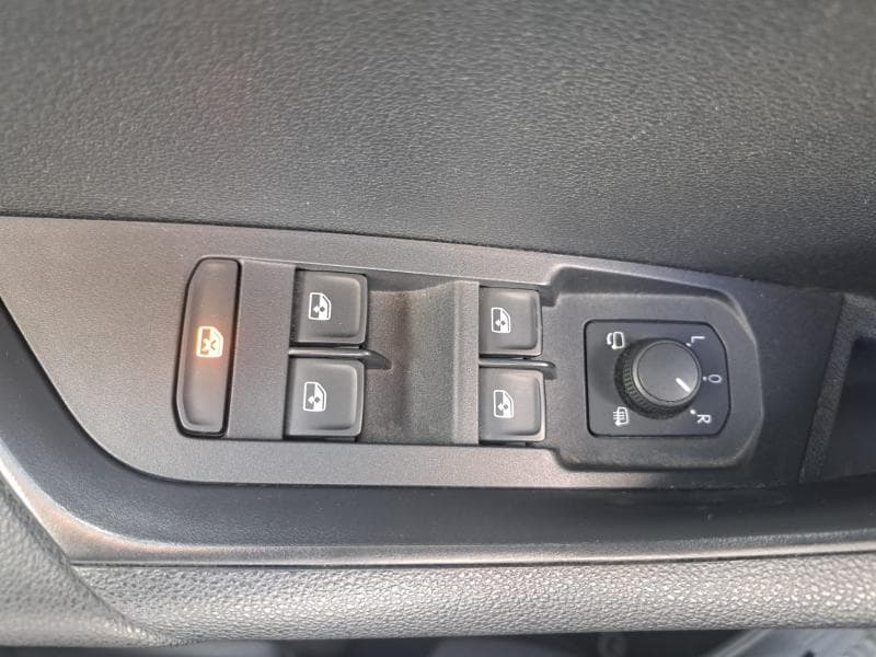 Skoda Karoq Ambition | 1.0 TSI 115 CV | GPS | Caméra | Clim auto | Attelage - 18