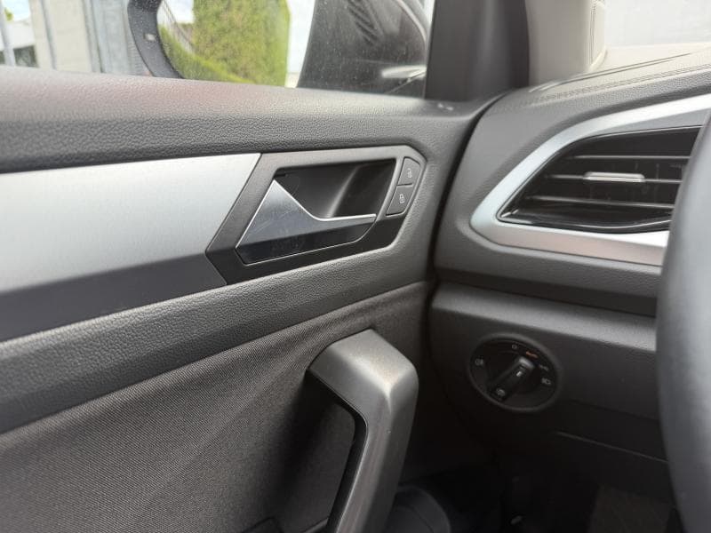 Volkswagen T-Roc Life | 1.0 110Cv | Led | Carplay | Caméra | Climatisation| - 23