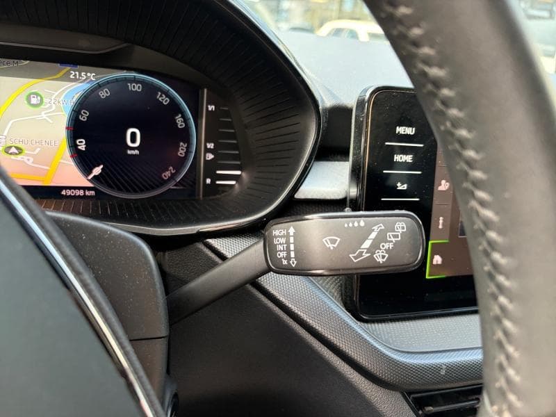 Skoda Fabia Ambition | 1.0 TSI 110 CV | Boite auto | GPS | Caméra | Carplay | Attelage | Capteurs Av/Ar | Clim auto - 23