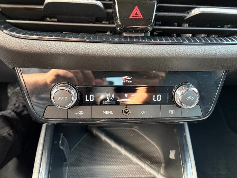 Skoda Fabia Ambition | 1.0 TSI 110 CV | Boite auto | GPS | Caméra | Carplay | Attelage | Capteurs Av/Ar | Clim auto - 28