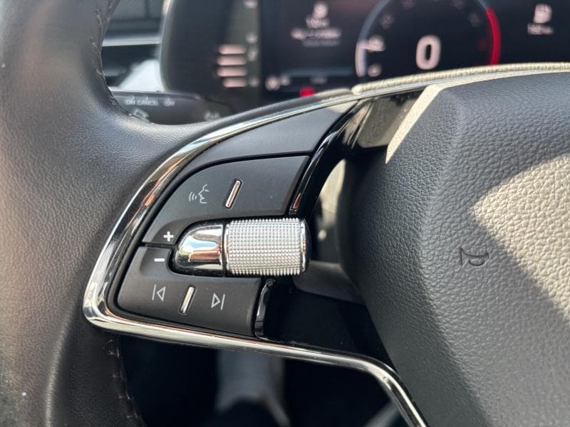 Skoda Kamiq Ambition | 1.0 tsi 110cv | GPS | Caméra | Carplay | Sièges Av chauffants | Capteurs Av/Ar - 17