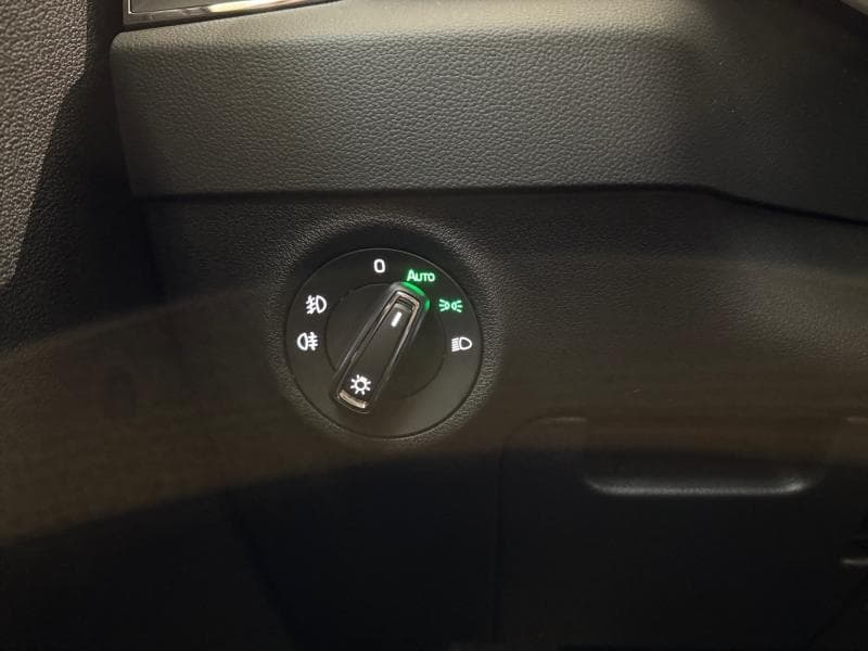 Skoda Karoq Selection*Carplay*Keyless*Camera - 14