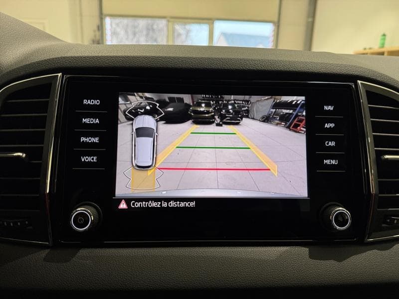 Skoda Karoq Selection*Carplay*Keyless*Camera - 24