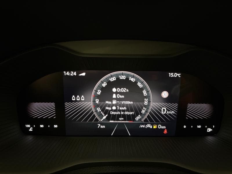 Skoda Karoq Selection*Carplay*Keyless*Camera - 19