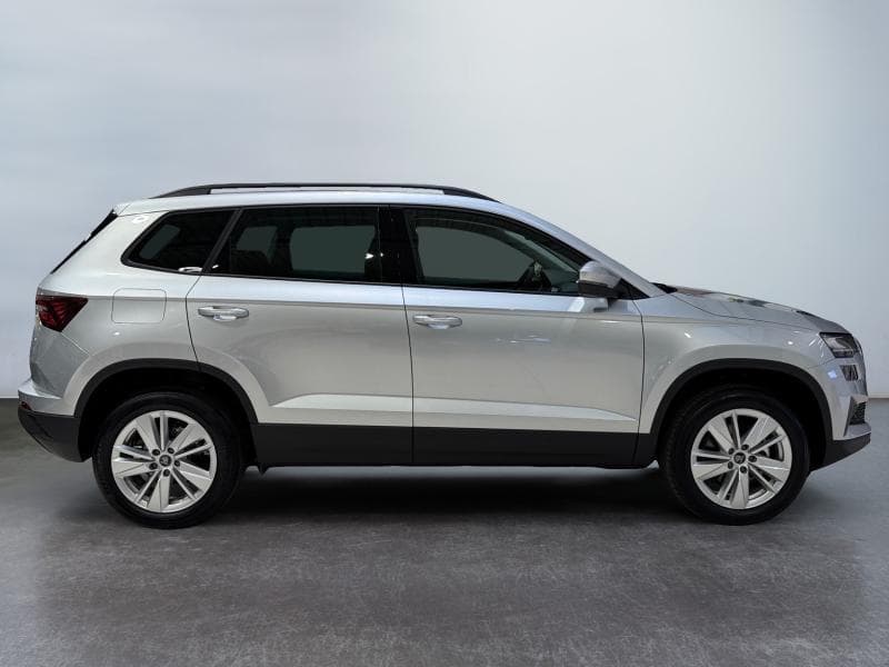 Skoda Karoq Selection*Carplay*Keyless*Camera - 4