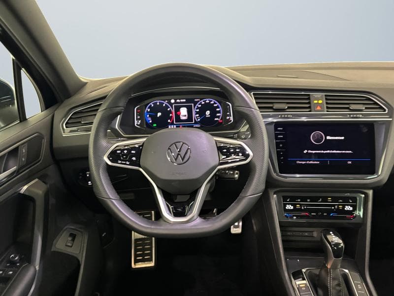 Volkswagen Tiguan R-Line | 1.5 TSI 150cv | Carplay | Caméra | Attelage | Sièges Av chauffants - 13