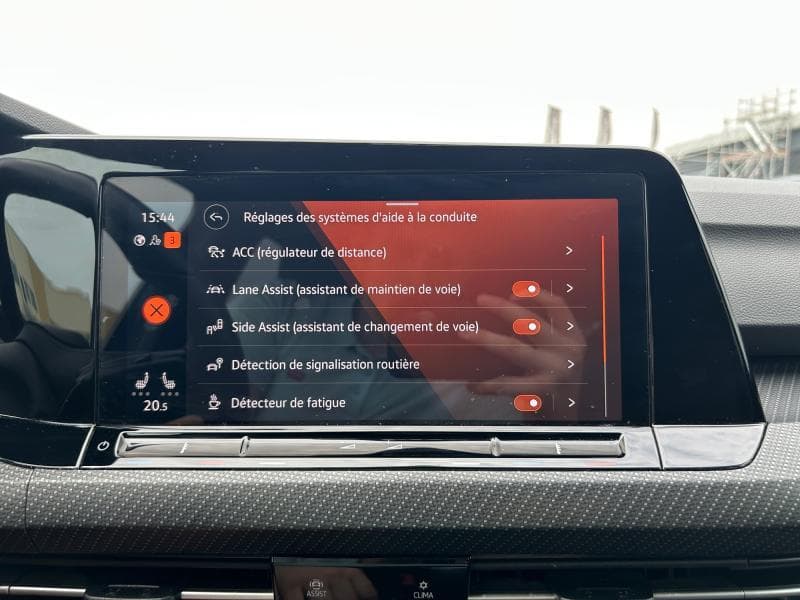 Volkswagen Golf R-Line | 1.5 TSI 131Cv | GPS | Caméra | Carplay | Capteurs Av/Ar - 18