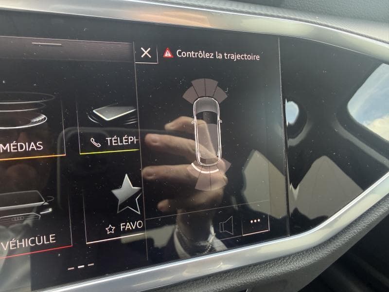 Audi Q3 Attraction | 2.0 TDI 150cv | GPS | Carplay | Clim Auto | Capteurs AV+AR | Cuir - 19