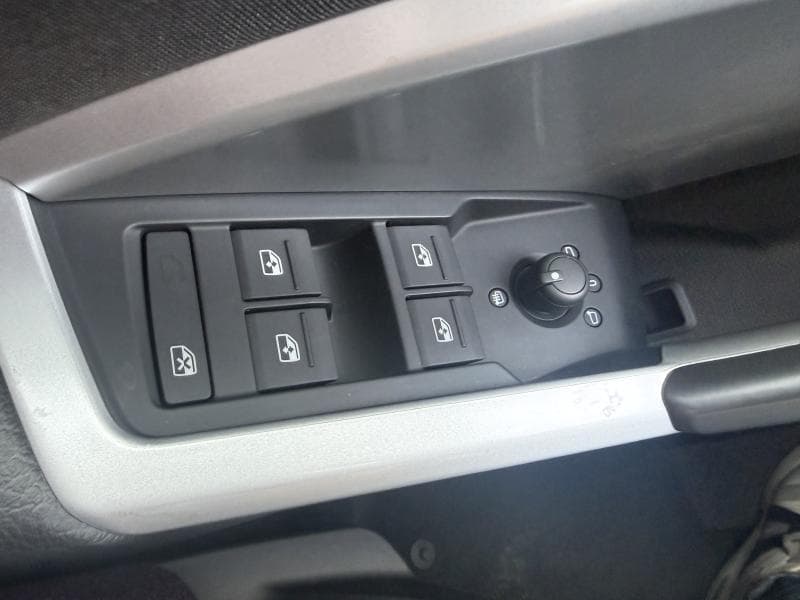Audi Q3 Attraction | 2.0 TDI 150cv | GPS | Carplay | Clim Auto | Capteurs AV+AR | Cuir - 17