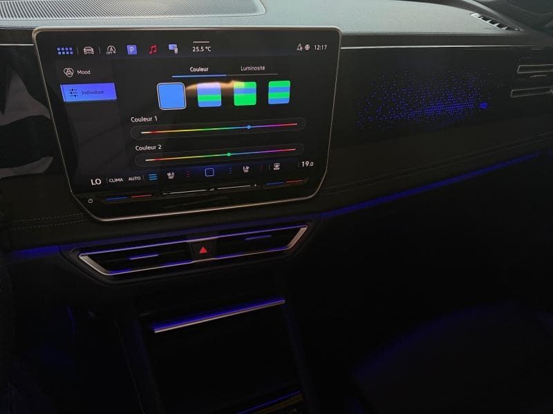 Volkswagen Tiguan R-line | 1.5 tsi 150cv | Boite auto | camera arr - 25