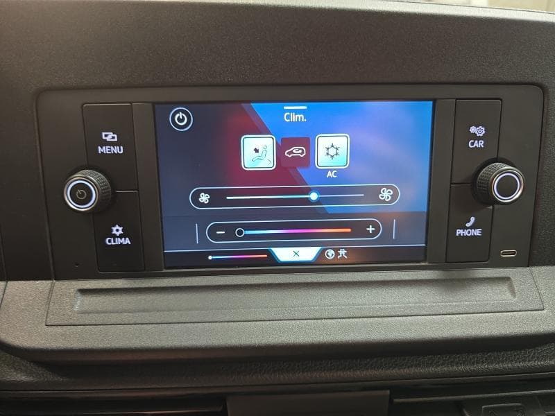 Volkswagen Caddy Cargo | 2.0 TDI 102cv | Bluetooth | Clim | Attelage | Capteurs Ar - 23