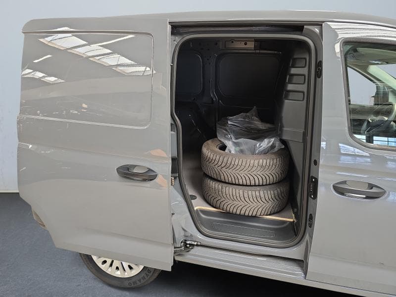 Volkswagen Caddy Cargo | 2.0 TDI 102cv | Bluetooth | Clim | Attelage | Capteurs Ar - 10