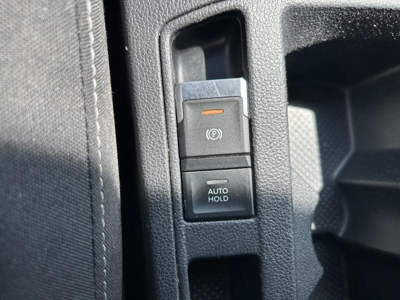 Volkswagen T-Roc Style | 1.0 TSI 116 CV  | Capteurs av et arr | Clim auto | Cruise control adapt | Hayon electrique - 28