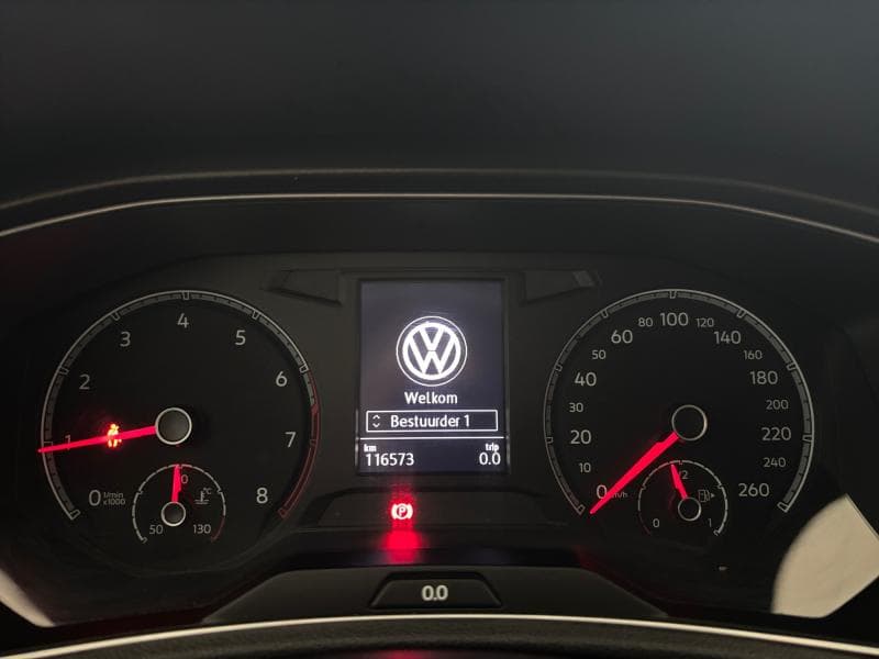 Volkswagen T-Roc Style | 1.0 TSI 116 CV  | Capteurs av et arr | Clim auto | Cruise control adapt | Hayon electrique - 15