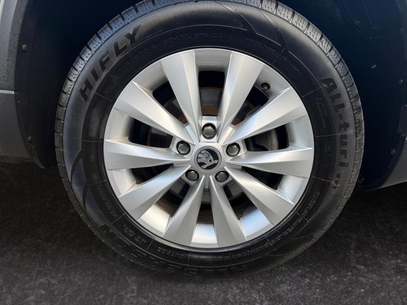 Skoda Karoq Ambition | 1.0 tsi 110 cv | gps | carplay | camera | clim auto - 21