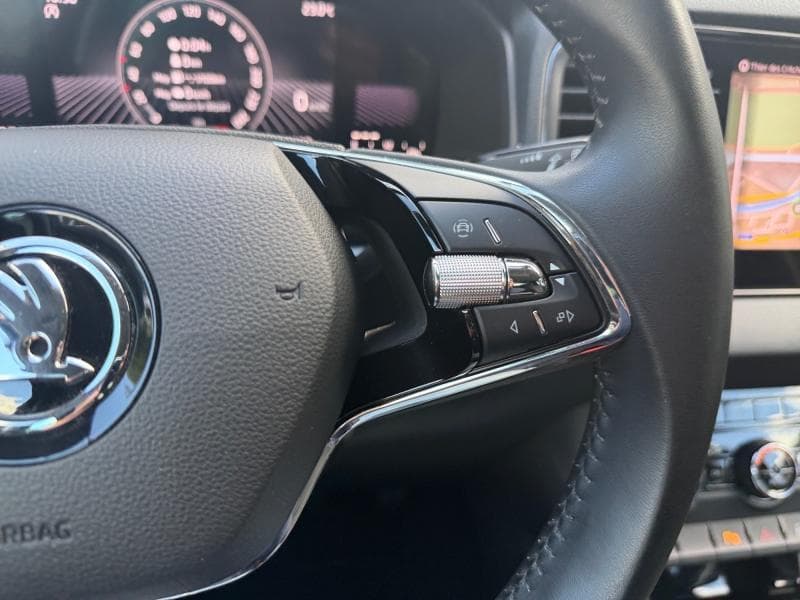 Skoda Karoq Ambition | 1.0 tsi 110 cv | gps | carplay | camera | clim auto - 26
