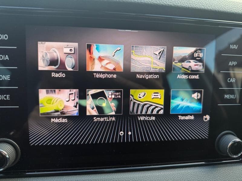 Skoda Karoq Ambition | 1.0 tsi 110 cv | gps | carplay | camera | clim auto - 15