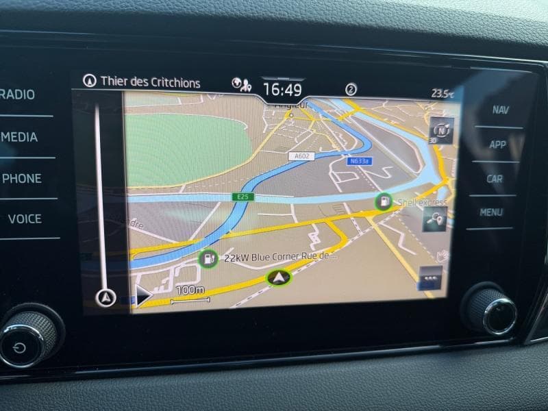 Skoda Karoq Ambition | 1.0 tsi 110 cv | gps | carplay | camera | clim auto - 18