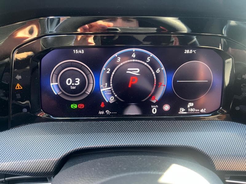 Volkswagen Golf R R | 2.0 tsi 333cv | Boite auto | 4Motion | GPS | Caméra | Carplay | Akrapovic - 23