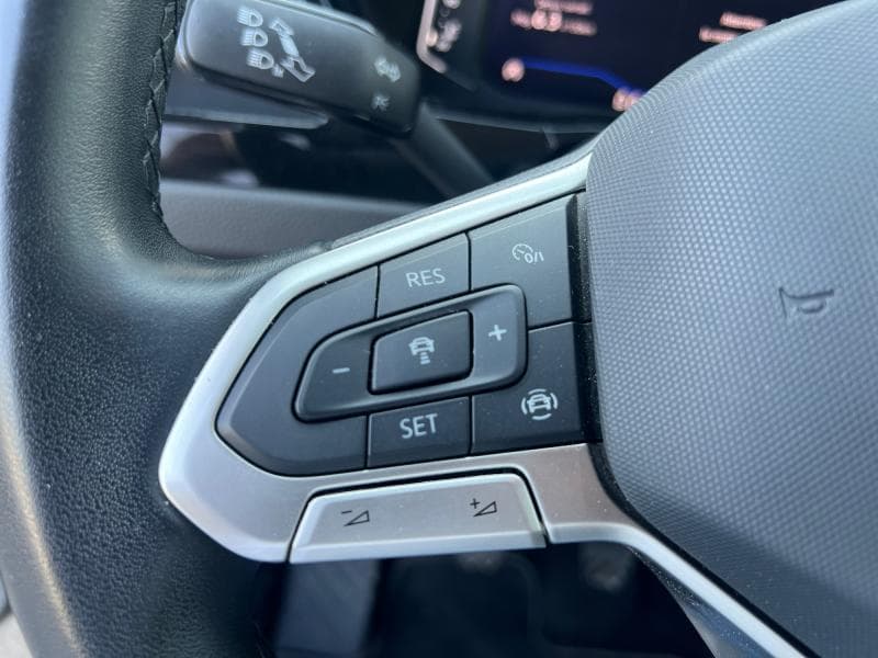 Volkswagen Touran Highline | 2.0 Tdi 122cv | 7 places | GPS | Caméra | Carplay | Capteurs Av/Ar - 19