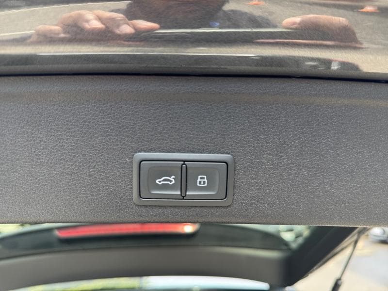 Audi A4 S-Line | 2.0 TFSI 150cv | Carplay | Toit ouvrant | Caméra | Sièges Av chauffants - 32