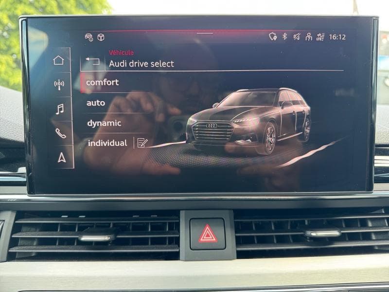 Audi A4 S-Line | 2.0 TFSI 150cv | Carplay | Toit ouvrant | Caméra | Sièges Av chauffants - 28