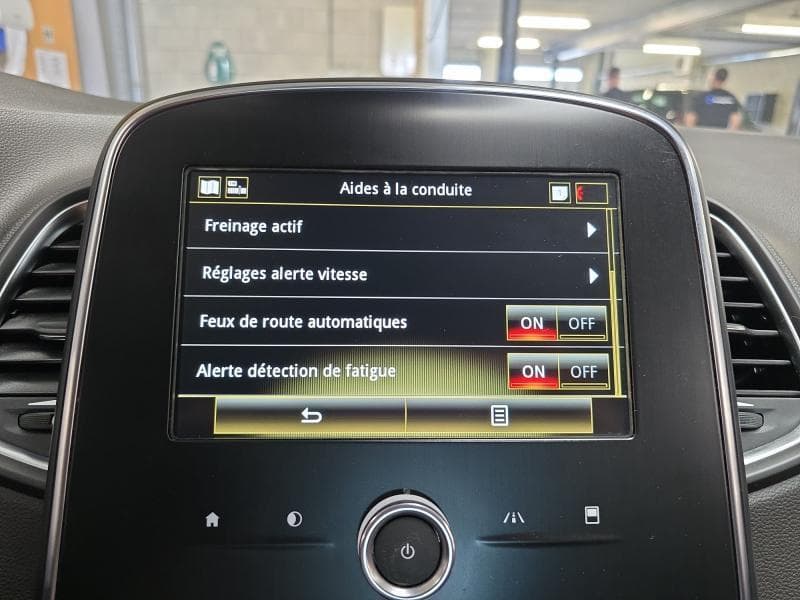 Renault Grand Scenic Limited | 1.3 TCe 116cv | 7 places | GPS | Clim auto | Capteurs Av*Ar - 22