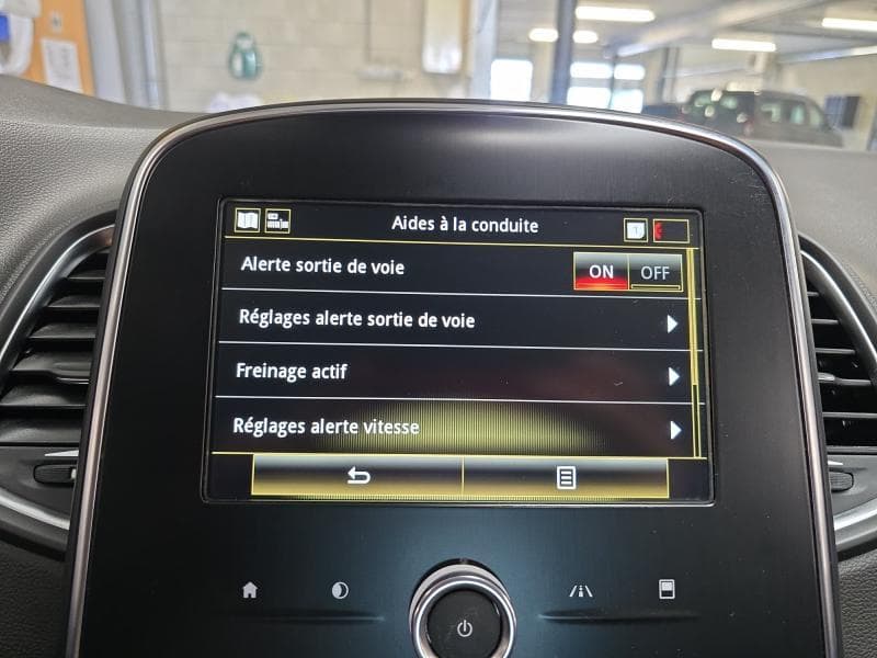 Renault Grand Scenic Limited | 1.3 TCe 116cv | 7 places | GPS | Clim auto | Capteurs Av*Ar - 21