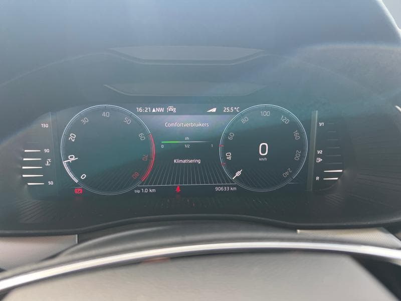 Skoda Scala Ambition | 1.0 TSI 110cv | Carplay | Caméra | GPS | Sièges Av chauffants - 12
